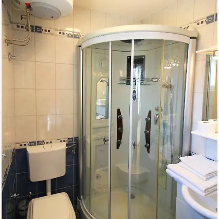Sjor Room-delux- With A Modern Bathroom- - -lokvice 6 *