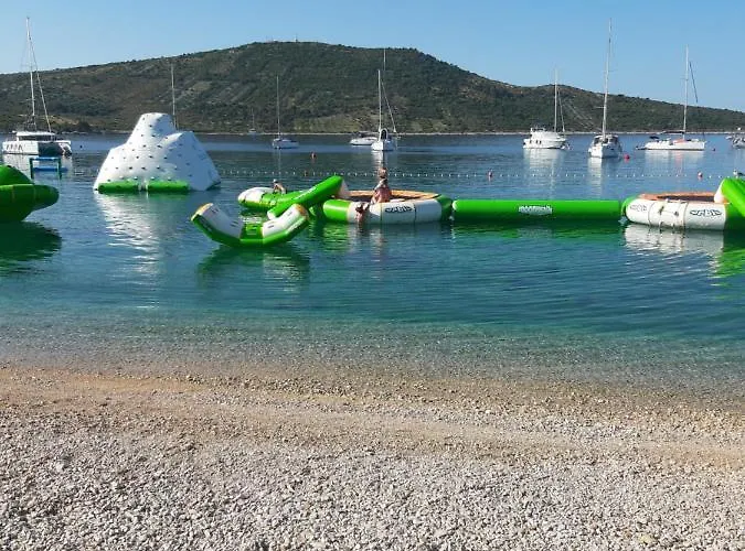 Sjor Room-delux- With A Modern Bathroom- - -lokvice 6 * 프리모스턴