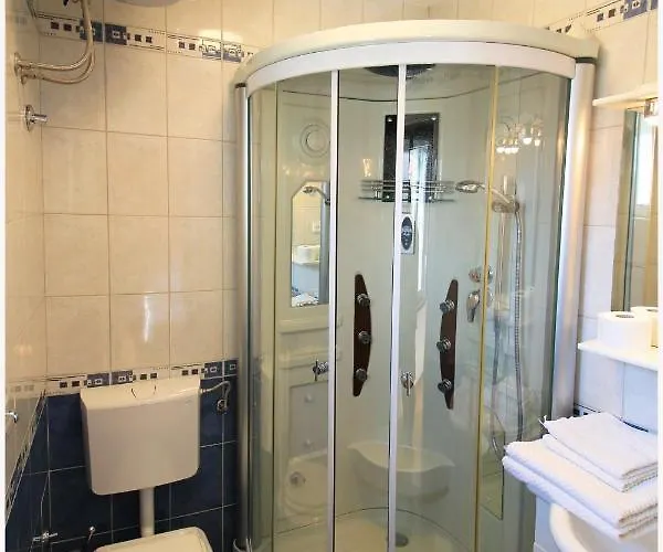 Sjor Room-delux- With A Modern Bathroom- - -lokvice 6 *